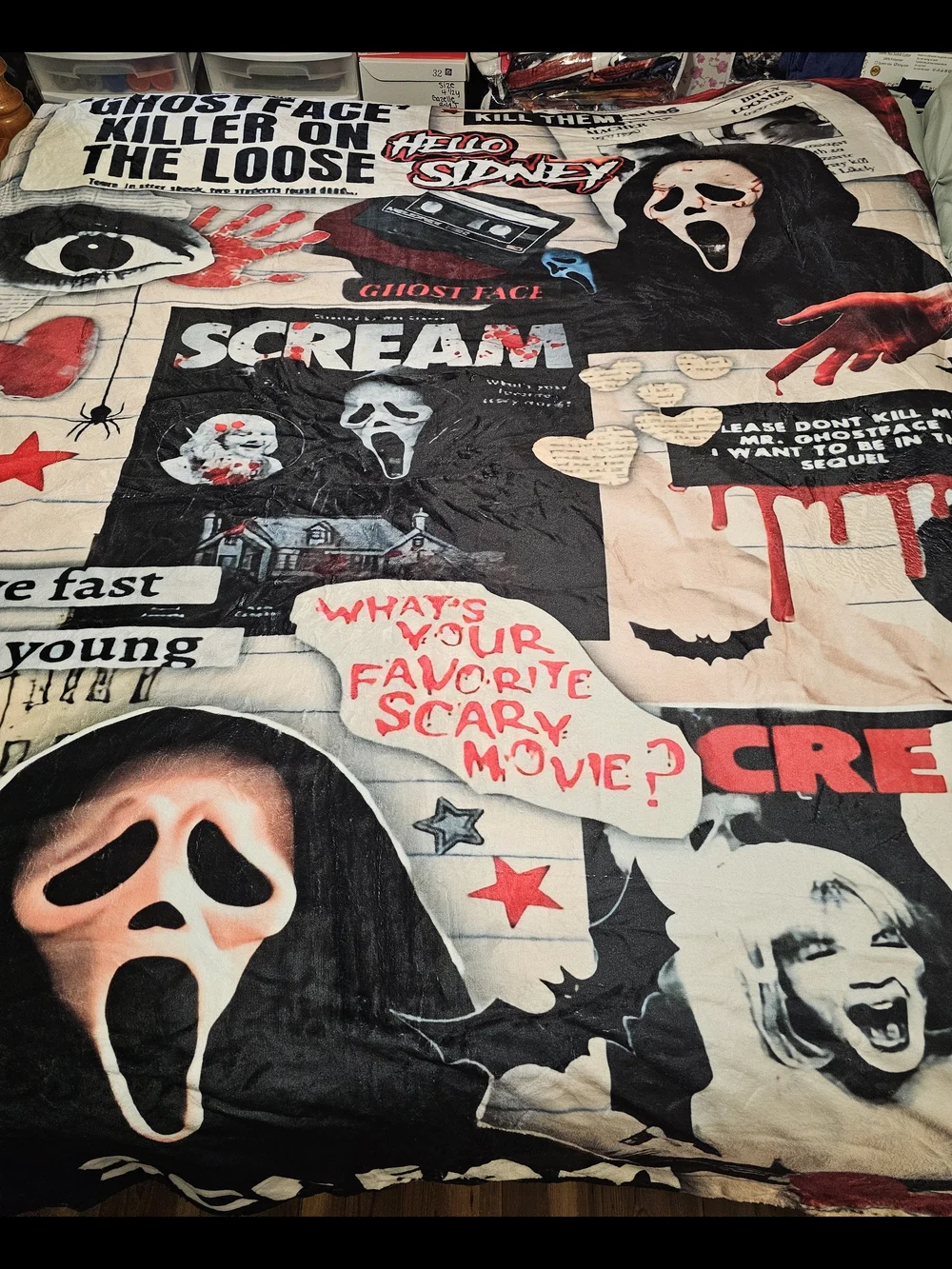 Custom Horror Icons Throw Blankets - Unbranded